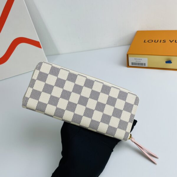 Louis Vuitton Monogram Canvas Clemence Wallet - Image 5