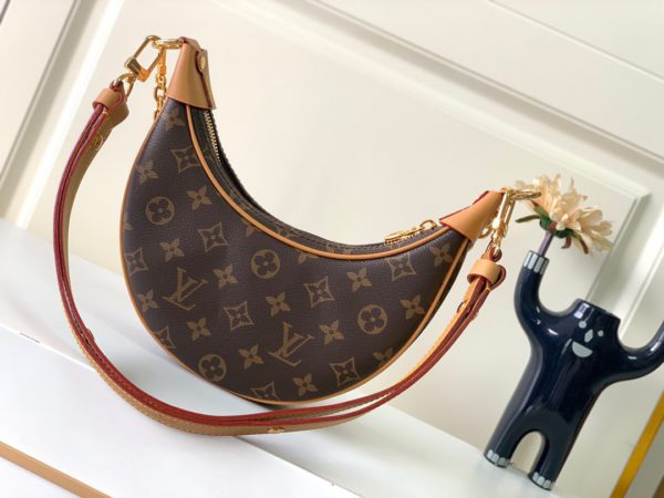 Louis Vuitton Loop Clutch Bag - Image 3