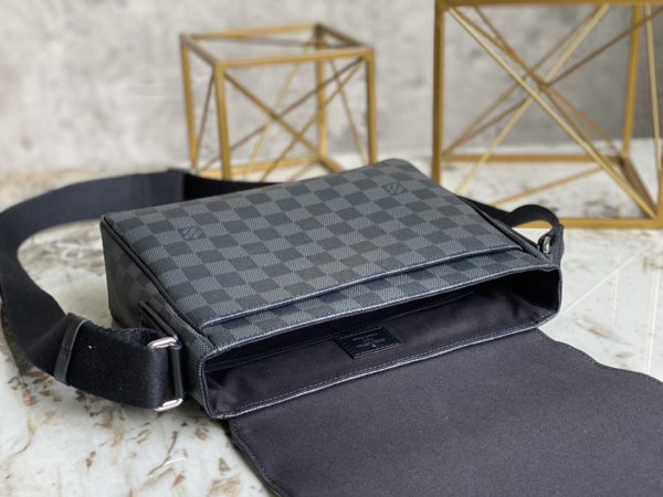 Louis Vuitton District Smaller Messenger Bag - Gray - Image 3