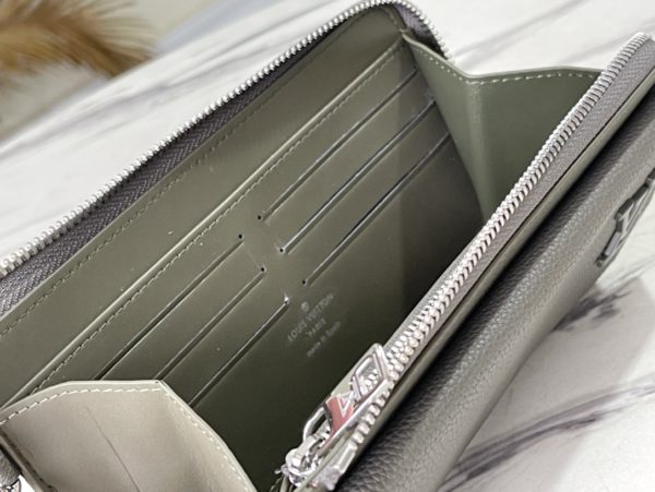 Louis Vuitton Aerogram Long Wallet - Army Green - Image 2