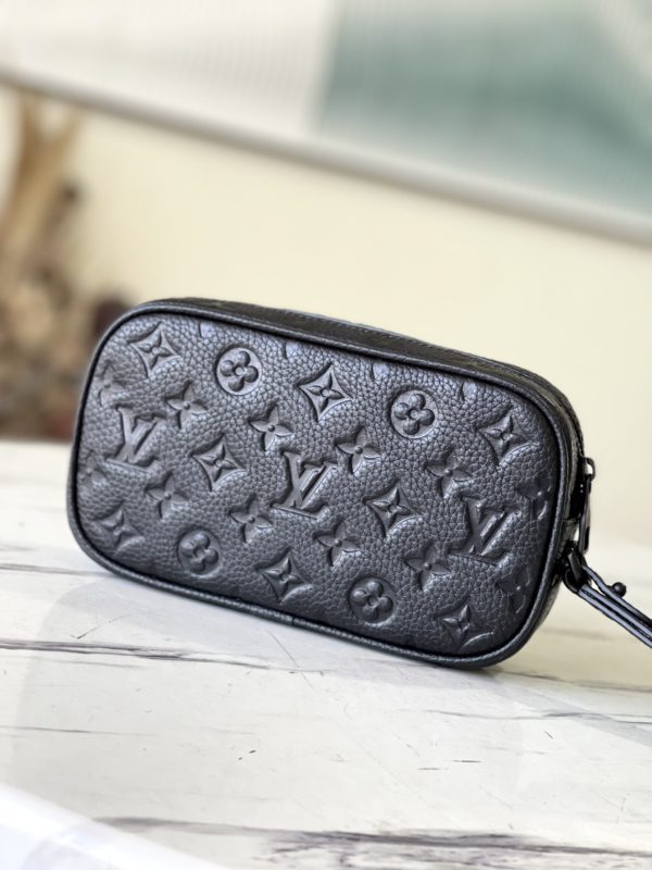 Louis Vuitton Pochette Volga Clutch Bag - Image 3