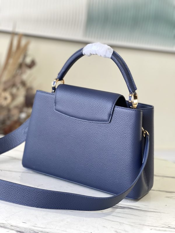 Louis Vuitton Capucines Medium Handbag - Blue - Image 2