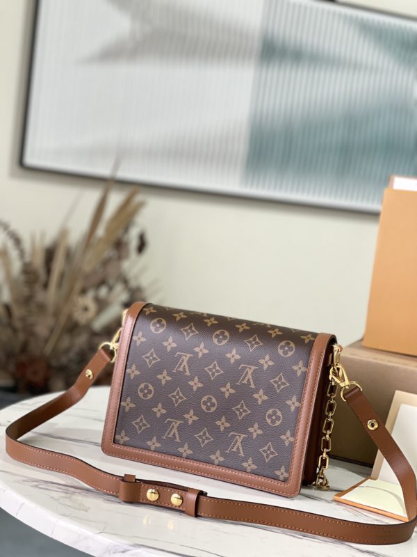 Louis Vuitton Premium Italian A-grade Leather Bag - Image 5