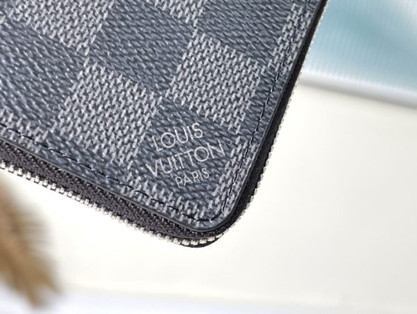 Louis Vuitton Dainty Zippy Coin Purse - Image 3