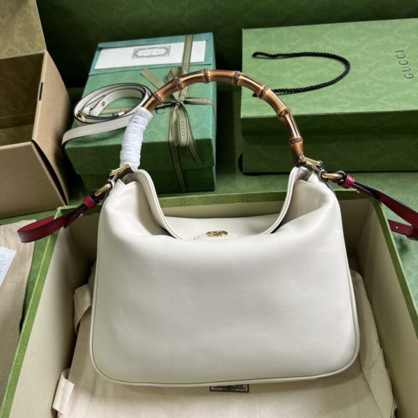 Gucci Diana Series Medium Shoulder Bag - White