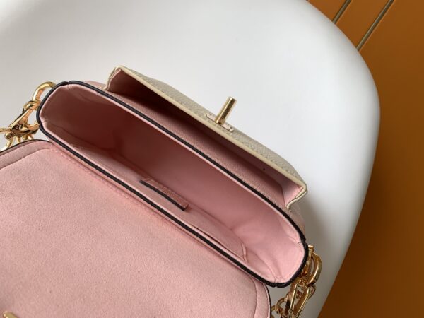 Louis Vuitton Lockme Tender Handbag - Pink - Image 2