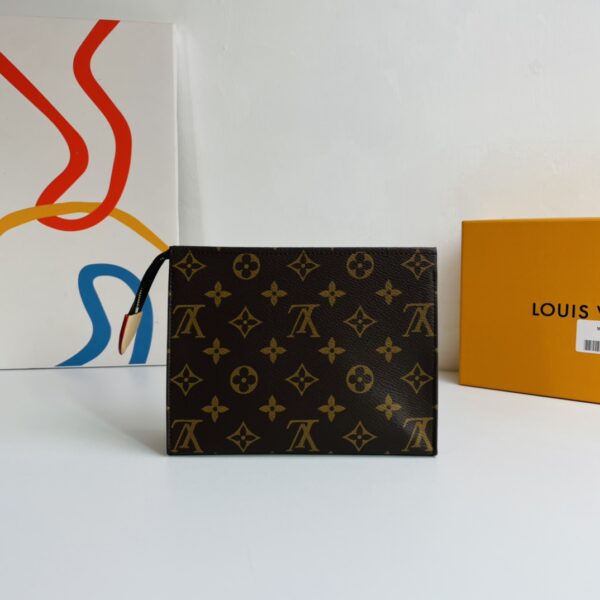 Louis Vuitton Medium Monogram Canvas Toiletry Bag - Image 5