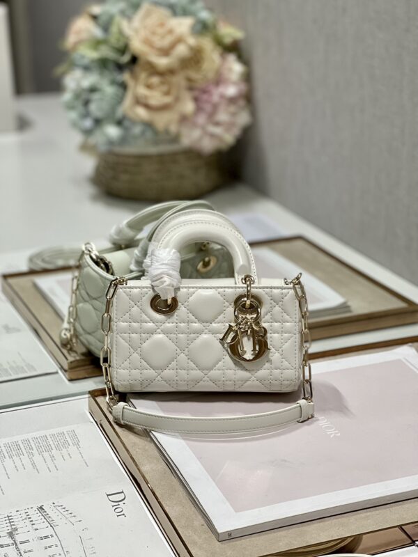 Dior Mini Horizontal Diana Bag - White - Image 5