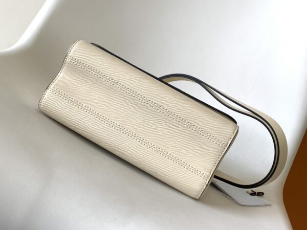 Louis Vuitton Twist Medium Handbag – White - Image 3