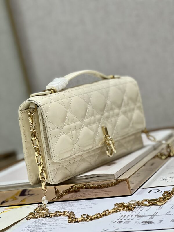 Dior Pearl Clutch - Patent Leather White - Image 5