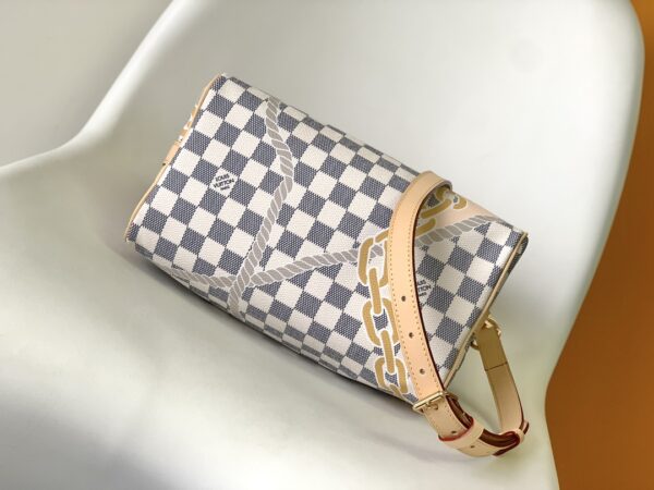 Louis Vuitton Speedy BANDOULIÈRE 25 Handbag - White/Pink - Image 3