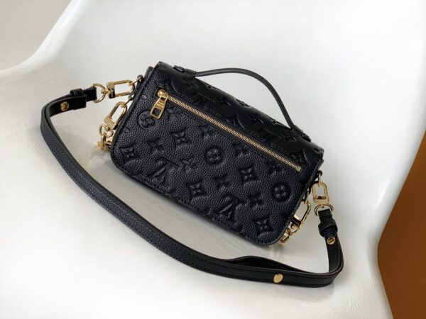 Louis Vuitton Pochette Métis East West Handbag - Black - Image 4