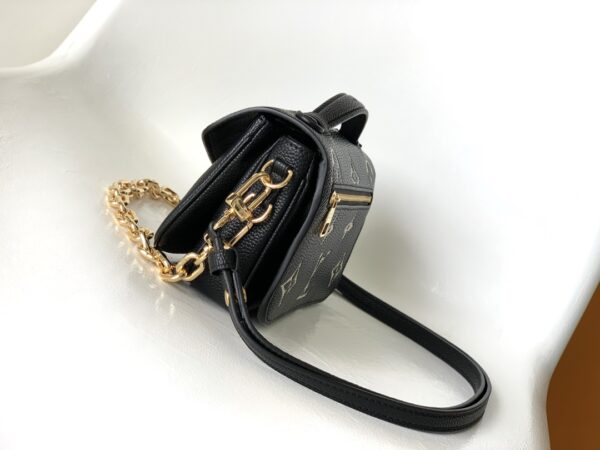 Louis Vuitton Pochette Métis East West Handbag - Black - Image 4