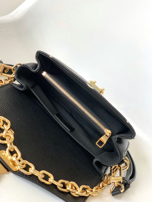 Louis Vuitton Pochette Métis East West Handbag - Black - Image 5