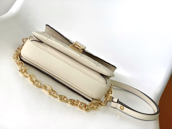 Louis Vuitton Pochette Métis East West Handbag - White - Image 2