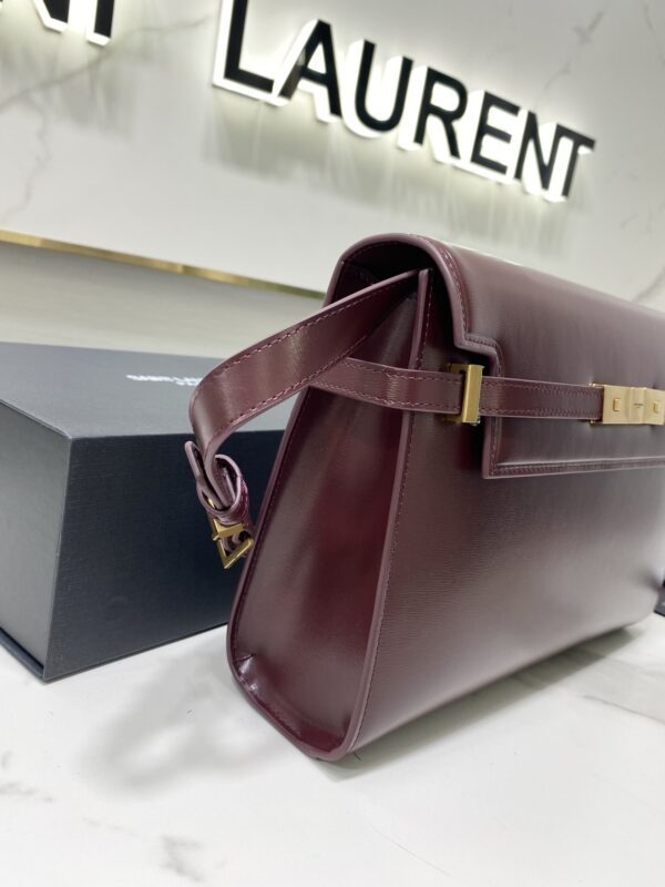 YSL Women Manhattan Baguette Box Large Leather Bag - Maroon - Image 3