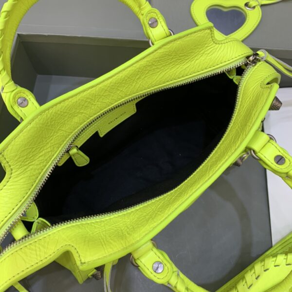 Balenciaga Neo Cagole Motorcycle Bag - Lime - Image 2