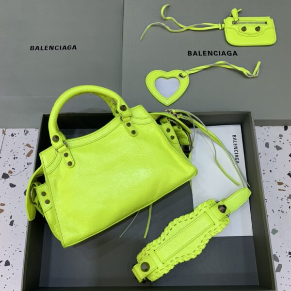 Balenciaga Neo Cagole Motorcycle Bag - Lime - Image 5