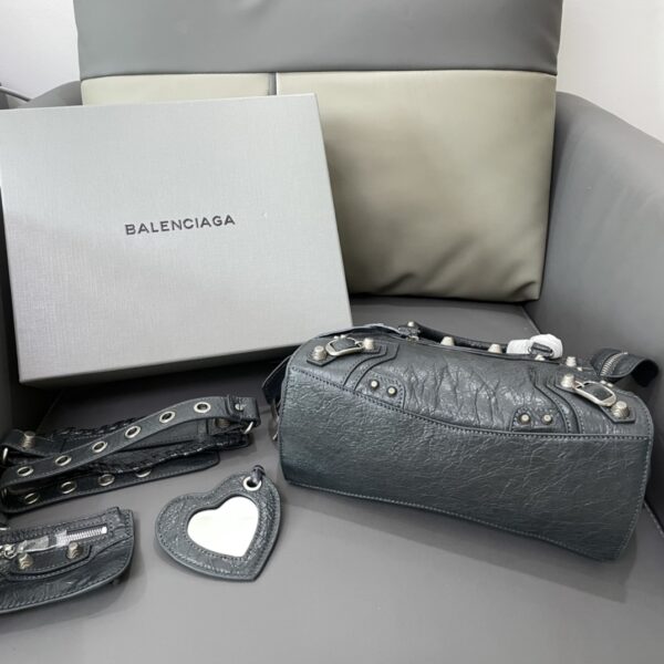 Balenciaga Neo Cagole Explosive Motorbike Bag - Gray - Image 2