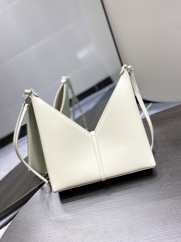 Givenchy Cut-out Chain Small Handbag - White - Image 4