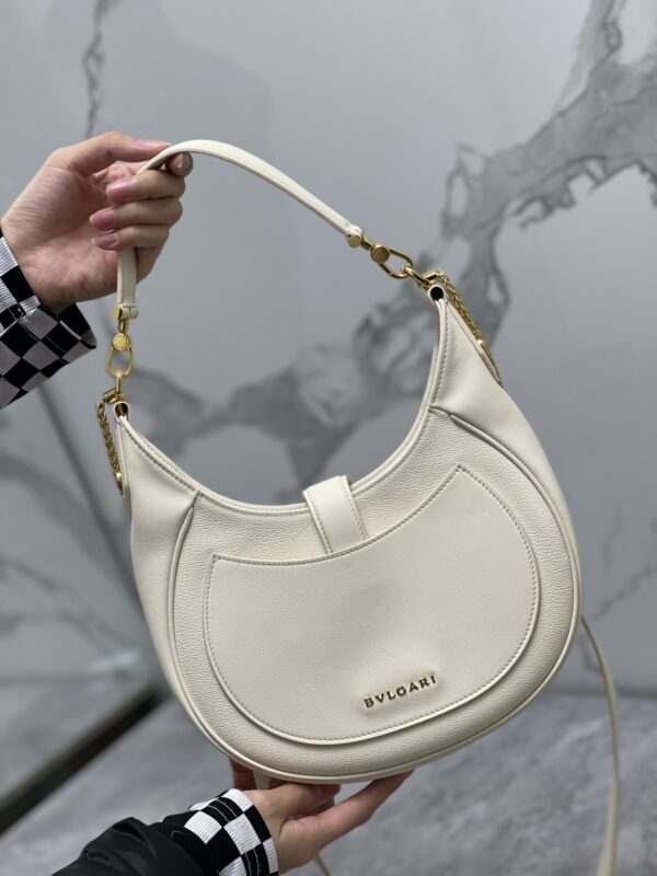 Bulgari Serpenti Ellipse Series Large Crossbody Bag - White - Image 4