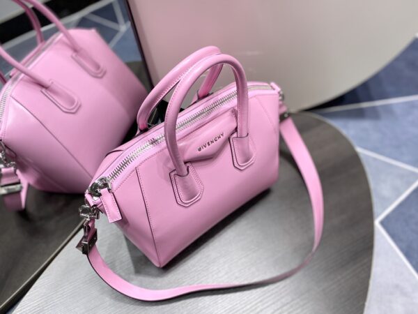 Givenchy Classic Antigona Motorcycle Small Bag - Pink - Image 4