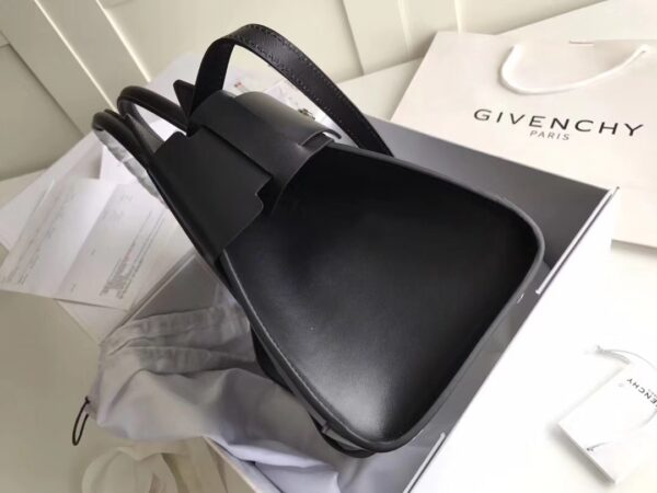 Givenchy Horizon Plain Smooth Leather Handbag - Black - Image 3